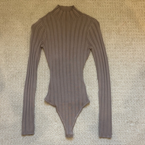 Abercrombie & Fitch Tops - Abercrombie & Fitch Taupe Ribbed Bodysuit